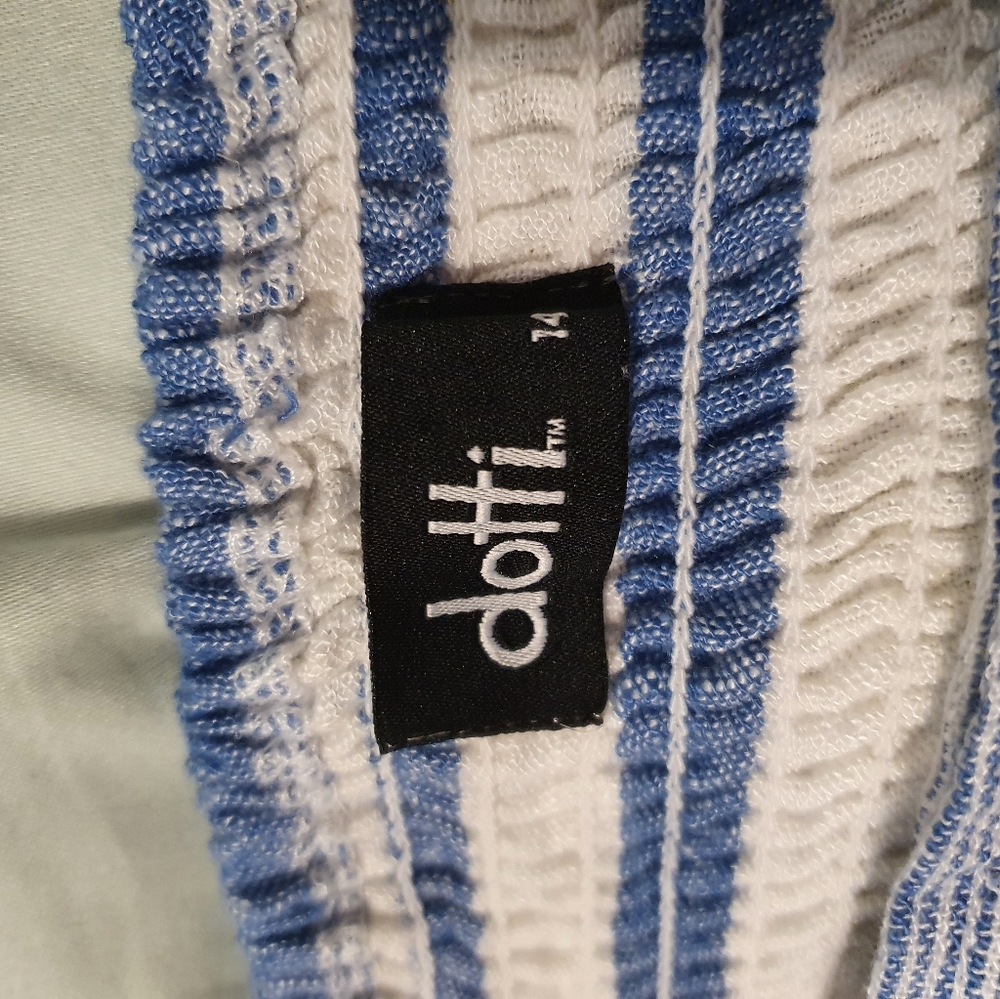 Dotti linen blend button up crop size 14 - Picture 6 of 7